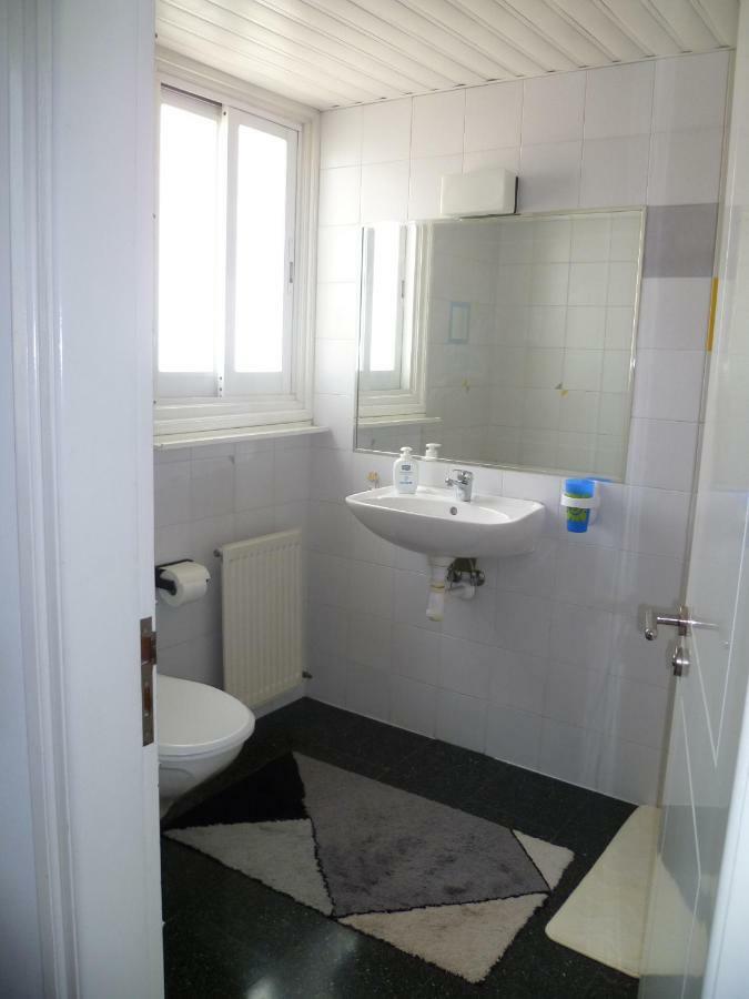 Double Room With Ensuite Bathroom At Datacom Building Nicósia Exterior foto